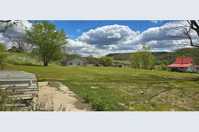 513 E Penn St, La Farge, WI 54639 - Photo 2