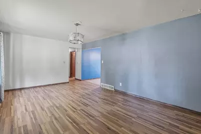 8091 N Pingree Ave, Milwaukee, WI 53224 - Photo 10