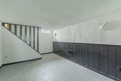 8091 N Pingree Ave, Milwaukee, WI 53224 - Photo 28