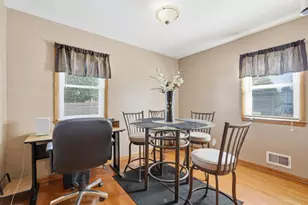 8001 W Kathryn Ave, Milwaukee, WI 53218 - Photo 14