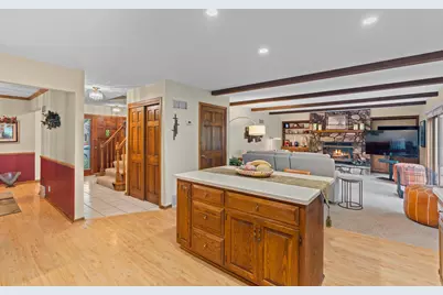 3060  Cone View Ln, Waukesha, WI 53188 - Photo 8