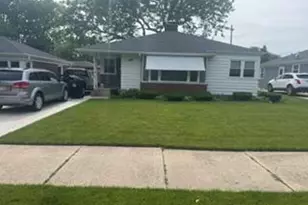 716 Indiana St, Racine, WI 53405 - Photo 1