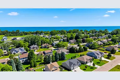 1004  Horner Dr, Racine, WI 53402 - Photo 48
