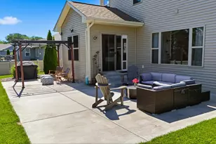 1004 Horner Dr, Racine, WI 53402 - Photo 14