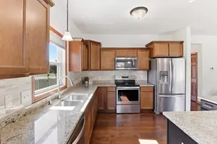 1004 Horner Dr, Racine, WI 53402 - Photo 20