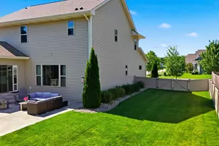 1004 Horner Dr, Racine, WI 53402 - Photo 8