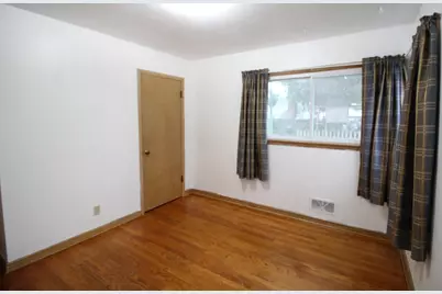 4461 N 69th St, Milwaukee, WI 53218 - Photo 16
