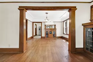 2762 S Linebarger Terrace, Milwaukee, WI 53207 - Photo 4