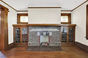 2762 S Linebarger Terrace, Milwaukee, WI 53207 - Photo 8