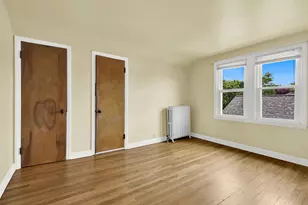 2762 S Linebarger Terrace, Milwaukee, WI 53207 - Photo 22