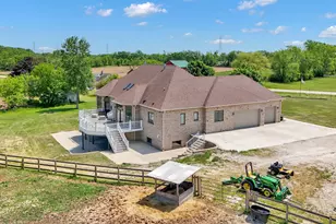 12084 W 7 Mile Rd, Racine, WI 53126 - Photo 36