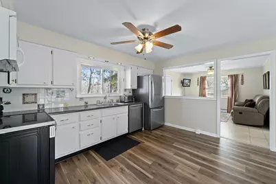 W3724  Washington Dr, Geneva, WI 53147 - Photo 26