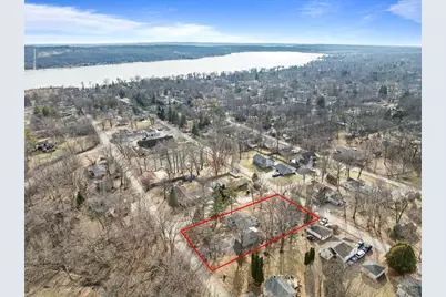 W3724  Washington Dr, Geneva, WI 53147 - Photo 8