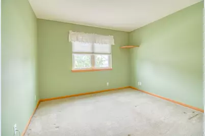 1907  Mallard Pointe Cir #H, Waukesha, WI 53189 - Photo 22