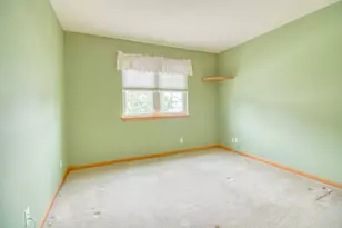1907 Mallard Pointe Cir, Waukesha, WI 53189 - Photo 22