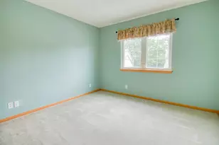 1907 Mallard Pointe Cir, Waukesha, WI 53189 - Photo 24