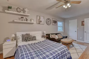 820 W Clovernook Ln, Glendale, WI 53217 - Photo 42