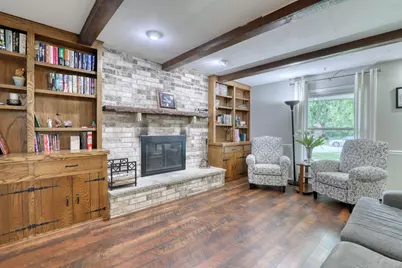 820 W Clovernook Ln, Glendale, WI 53217 - Photo 26