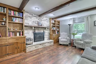 820 W Clovernook Ln, Glendale, WI 53217 - Photo 26