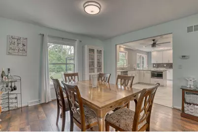 820 W Clovernook Ln, Glendale, WI 53217 - Photo 30