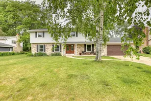 820 W Clovernook Ln, Glendale, WI 53217 - Photo 2