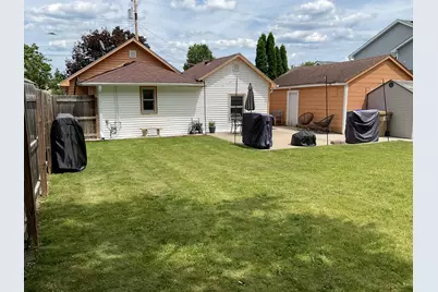 6108  54th Ave, Kenosha, WI 53142 - Photo 4