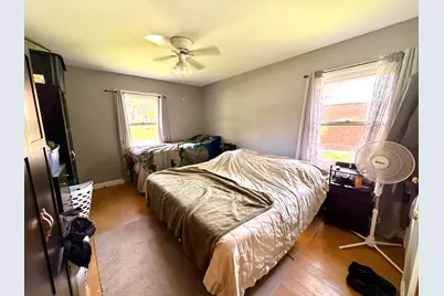 2914 S 76th St, West Allis, WI 53219 - Photo 16