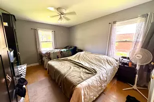 2914 S 76th St, West Allis, WI 53219 - Photo 16