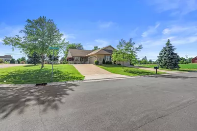 W155N6631  Blue Heron Dr, Menomonee Falls, WI 53051 - Photo 44