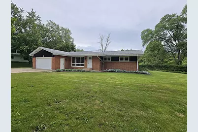 W136N7015  Claas Rd, Menomonee Falls, WI 53051 - Photo 54