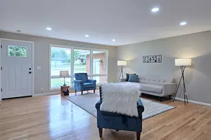 W136N7015 Claas Rd, Menomonee Falls, WI 53051 - Photo 16