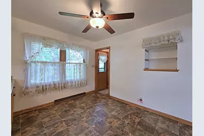 3627 S 86th St, Milwaukee, WI 53228 - Photo 10