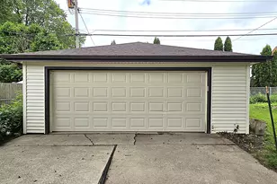 3627 S 86th St, Milwaukee, WI 53228 - Photo 38