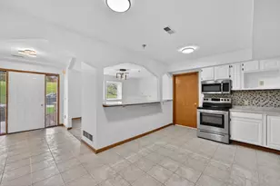 390 Dustin Dr, Brookfield, WI 53045 - Photo 14