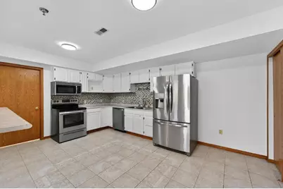 390  Dustin Dr #1-7, Brookfield, WI 53045 - Photo 12