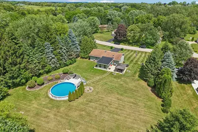 S86W31341  Meyer Dr, Mukwonago, WI 53149 - Photo 2