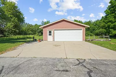248 S Stuart Rd, Racine, WI 53406 - Photo 26