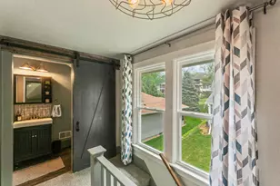 340 Park Ave, Pewaukee, WI 53072 - Photo 20