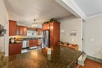 340  Park Ave #342, Pewaukee, WI 53072 - Photo 10