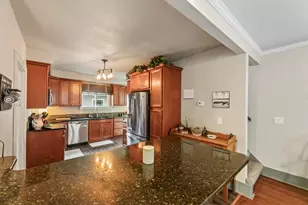 340 Park Ave, Pewaukee, WI 53072 - Photo 10