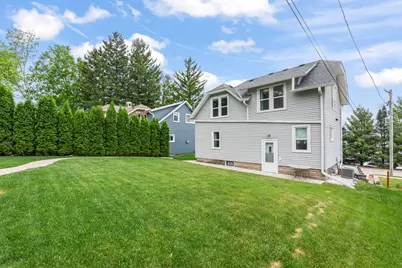 340  Park Ave #342, Pewaukee, WI 53072 - Photo 26