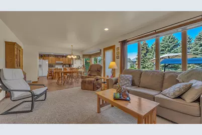5118  Moenning Rd, Sheboygan, WI 53081 - Photo 12
