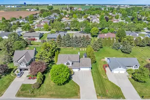 5118 Moenning Rd, Sheboygan, WI 53081 - Photo 2