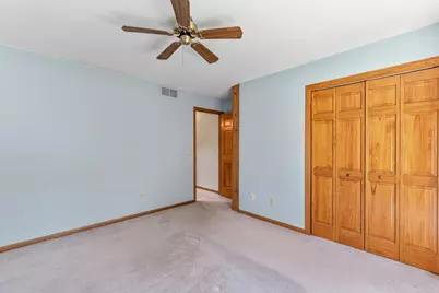 2924  Valley Vw, West Bend, WI 53095 - Photo 22