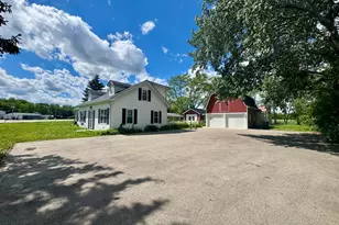 9730 37th Pl, Somers, WI 53144 - Photo 2
