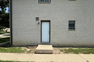 9335 W Sheridan Ave, Milwaukee, WI 53225 - Photo 16