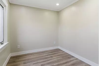 2251 S 73rd St, West Allis, WI 53219 - Photo 14