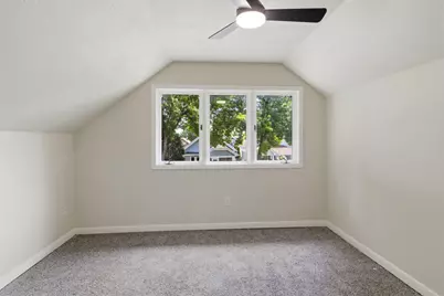 2251 S 73rd St, West Allis, WI 53219 - Photo 22