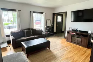 2708 School St, Two Rivers, WI 54241 - Photo 6