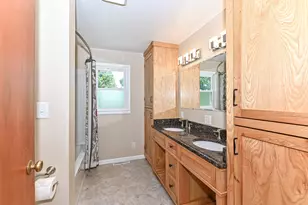 W156N8008 Pilgrim Rd, Menomonee Falls, WI 53051 - Photo 26